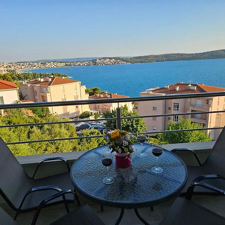 Apartmani Dodo Trogir Zewnętrze zdjęcie